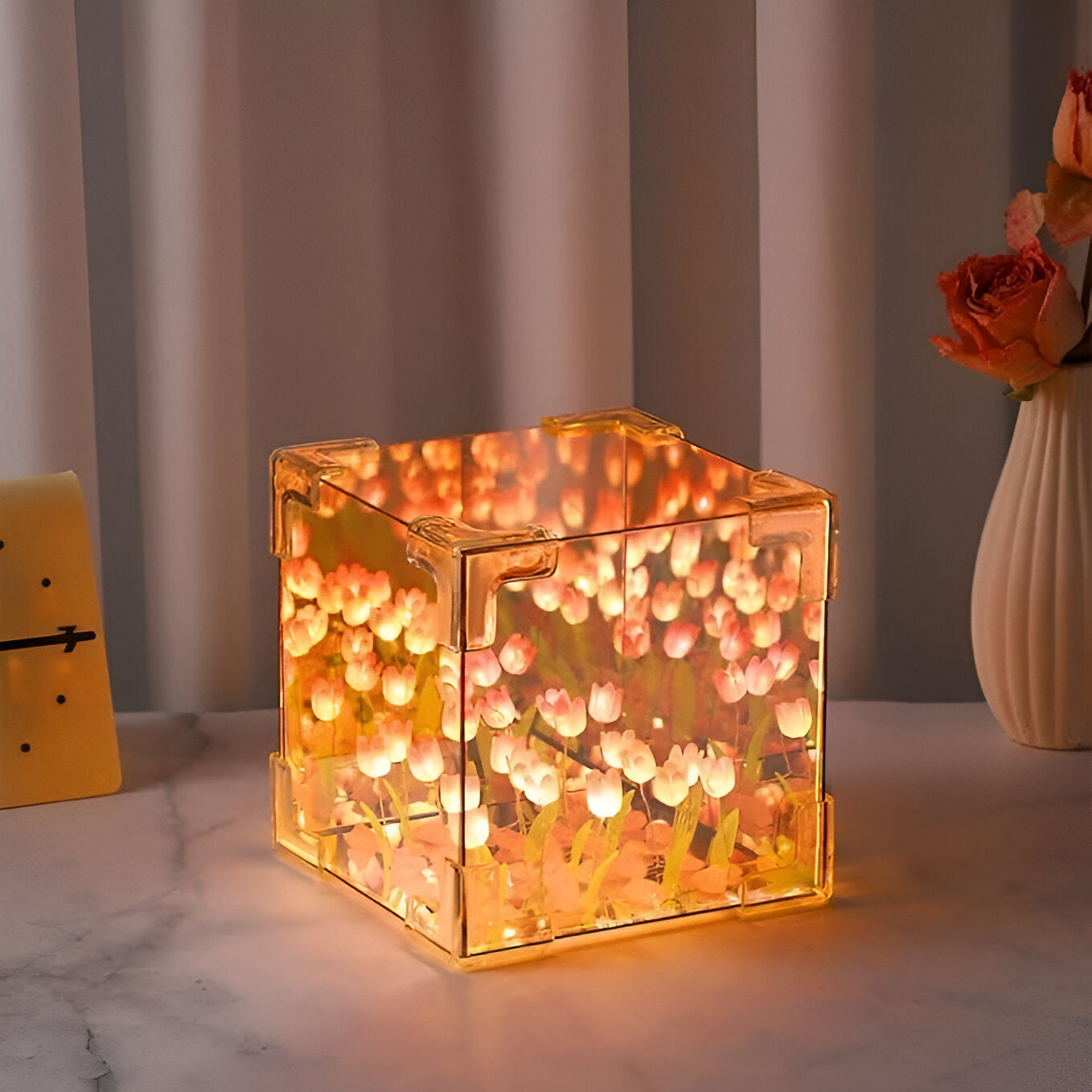 DIY Infinite Cube Tulip Mirror Lamp🌷 - OyeTrendy